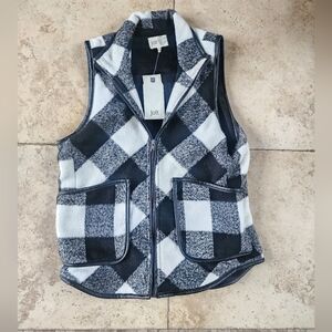 Jolt Women's Plaid Vest in Black and White